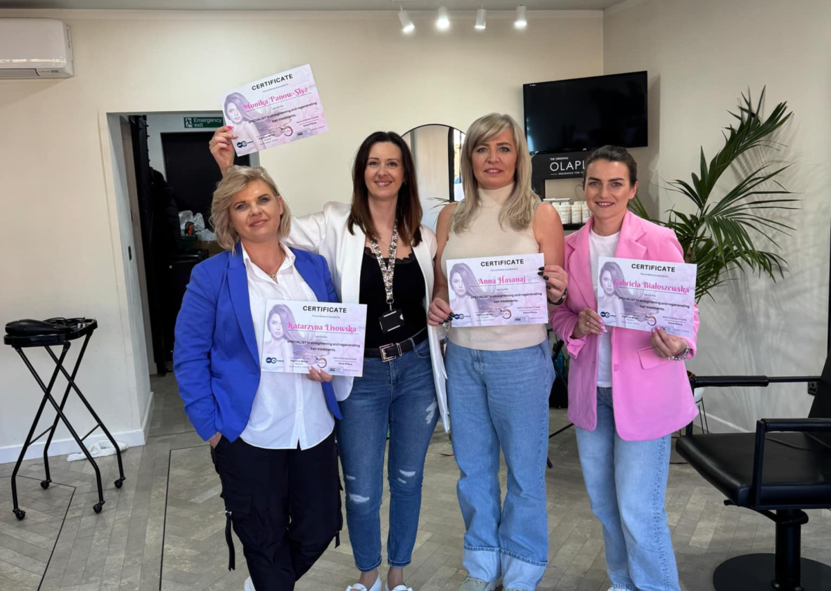 Kurs Fryzjerski (1920 x 1920 px)